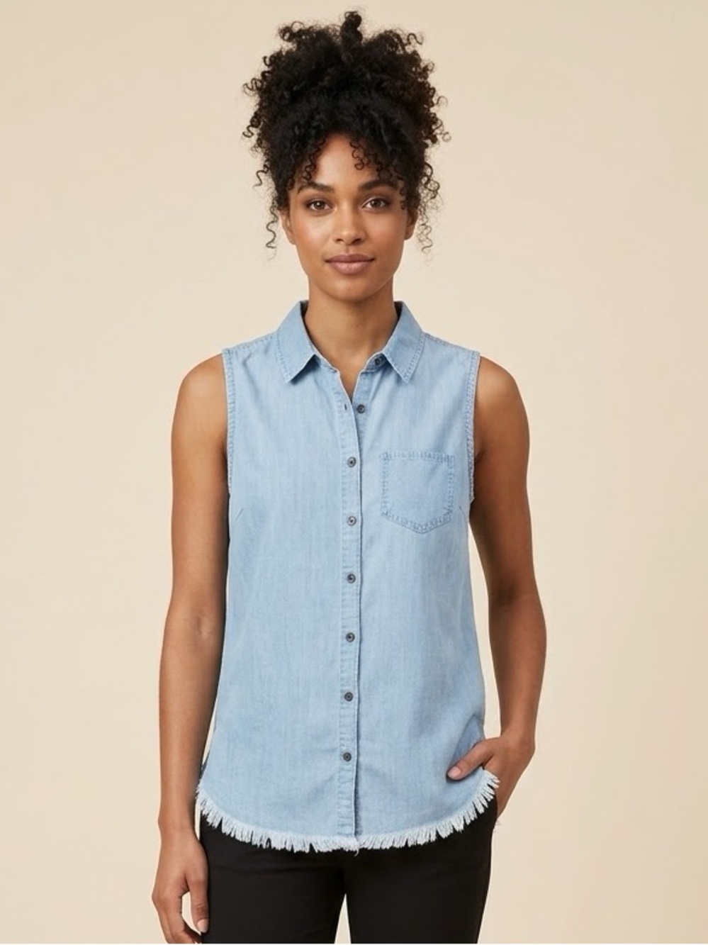 Elan Light Blue Sleeveless Button-Down Chambray Shirt